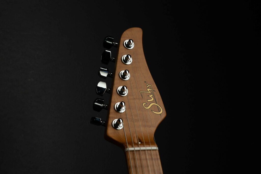0002s 0016 Modern Antique Limited 16